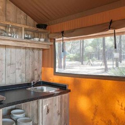 Tent van canvas en hout 8 personen - SunLodge Pamoja & Kambi