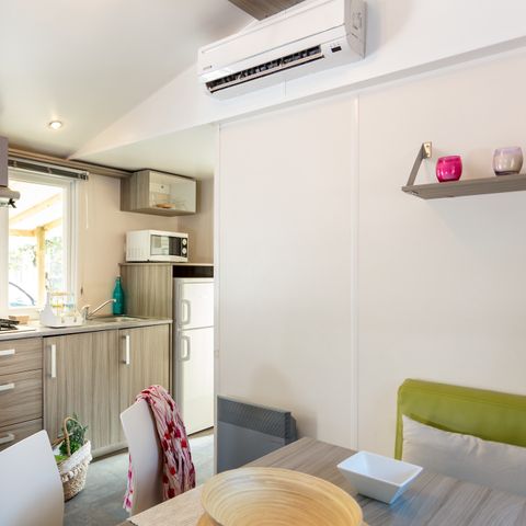 Stacaravan 6 personen - Stacaravan | Classic | 2 slaapkamers | 4/6 pers. | Terras met verhoogd dak (niet overdekt) | Airconditioning.