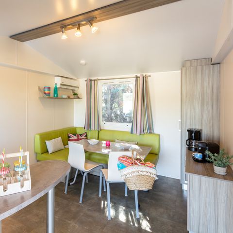 Stacaravan 6 personen - Stacaravan | Classic | 2 slaapkamers | 4/6 pers. | Terras met verhoogd dak (niet overdekt) | Airconditioning.