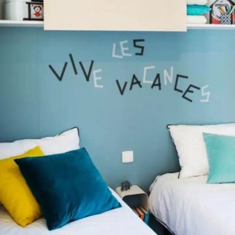 Stacaravan 6 personen - Premium 4 Kamers 6 Personen Airconditioning + TV