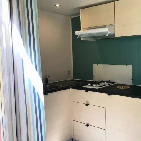 Stacaravan 2 personen - Gezellige Stacaravan 2 Kamers 2 Personen Airconditioning + TV