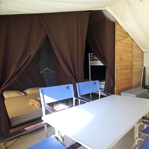 Tent 5 personen - Ciela Nature Lodge - 2 slaapkamers - Keuken - Badkamer
