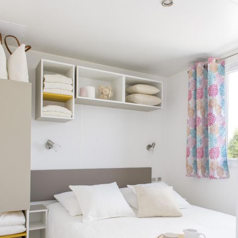 Stacaravan 4 personen - Confort + 28m² (2 kamers) + 10m² overdekt terras
