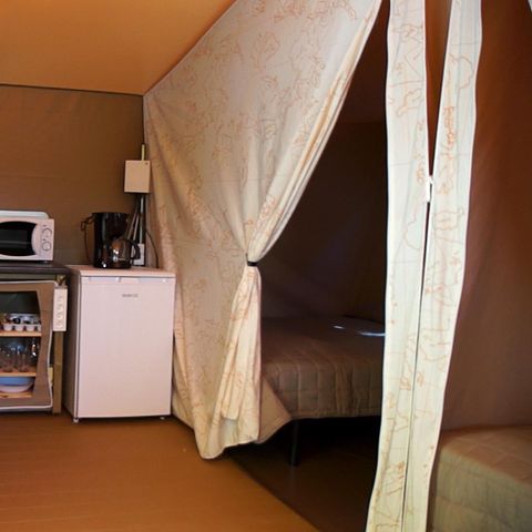 Safaritent 5 personen - Canvas bungalow CANADA 2 slaapkamers + overdekt terras