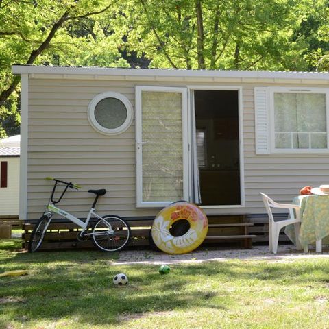 Stacaravan 5 personen - Stacaravan Classic 2 slaapkamers + terras