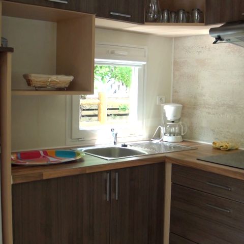 Stacaravan 4 personen - Résidence PEYRELADE Comfort 2 kamers-overdekt terras + TV