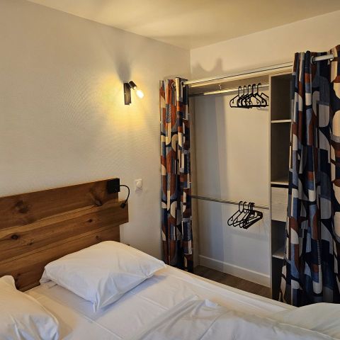 LANDHUIS 6 personen - Cottage La GARIOTTE - 6 slaapplaatsen - 2 slaapkamers - airconditioning - televisie - S