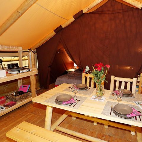 Tent 5 personen - Lodge Robinson - 2 slaapkamers - 25 m2 (+10 m2 overdekt terras) 5 slaapplaatsen