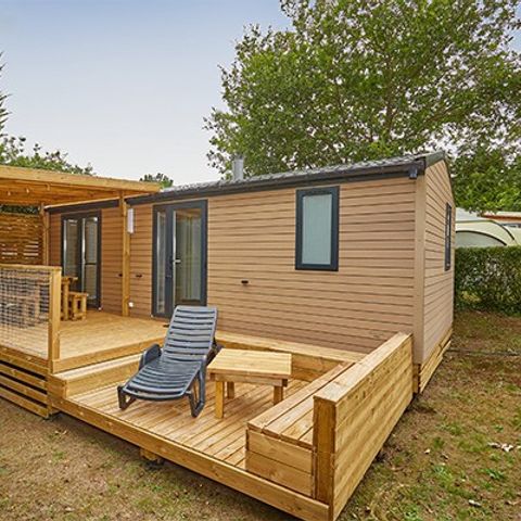 Stacaravan 6 personen - Ultimate | 3 slaapkamers | 6 pers | Verhoogd terras | 2 badkamers | Airconditioning | TV