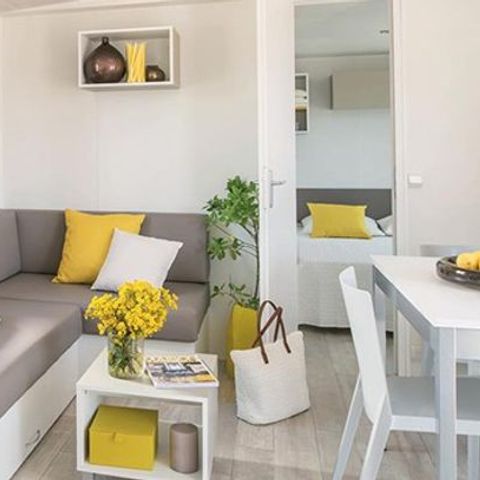 Stacaravan 6 personen - Ultimate | 3 slaapkamers | 6 pers | Terras Lounge | 2 badkamers | Airconditioning | TV