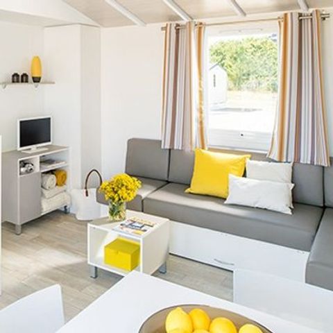 Stacaravan 6 personen - Ultimate | 3 slaapkamers | 6 pers | Terras Lounge | 2 badkamers | Airconditioning | TV