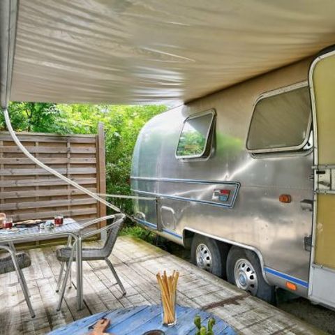 Caravan 2 personen - Amerikaanse Airstream caravan met privé spa op overdekt terras voor 2 personen