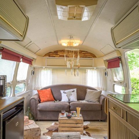 Caravan 2 personen - Amerikaanse Airstream caravan met privé spa op overdekt terras voor 2 personen