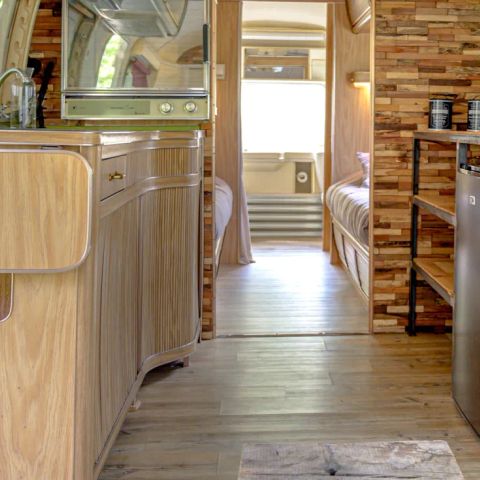 Caravan 2 personen - Amerikaanse Airstream caravan met privé spa op overdekt terras voor 2 personen