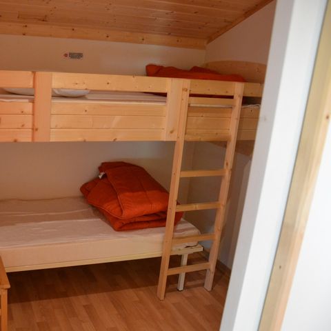 Chalet 4 personen - Chalet PMR Confort 35m² 2 kamers + overdekt terras + TV + airconditioning 4 personen