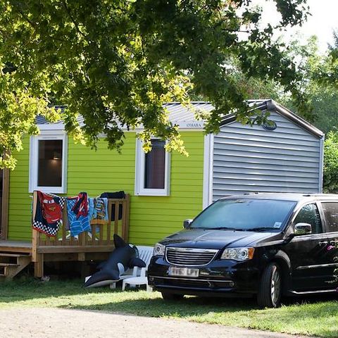 Stacaravan 6 personen - Le Platane (3 slaapkamers) + groot terras + TV