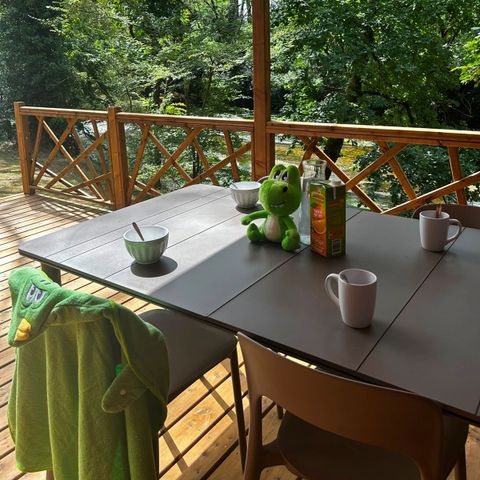 Stacaravan 4 personen - Ecrin Vert Premium 32m² (2bed-4bad)+2SDB +semi-overdekt terras 17m² + LV + CLI