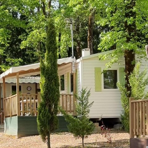 Stacaravan 2 personen - Standaard 18 - 24m² - 1 kamer - overdekt terras + TV* (in het Frans)