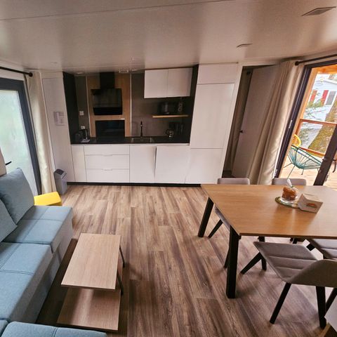 Stacaravan 8 personen - Mobilhome Premium 30-40m² - 3 kamers + TV + Overdekt terras & Bedlinnenpakket aanwezig 6/8 pers