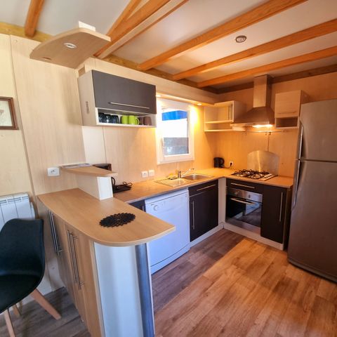 Chalet 6 personen - 58m² - 3 slaapkamers - 2 badkamers - overdekt terras + airconditioning + TV + LV + oven* + oven