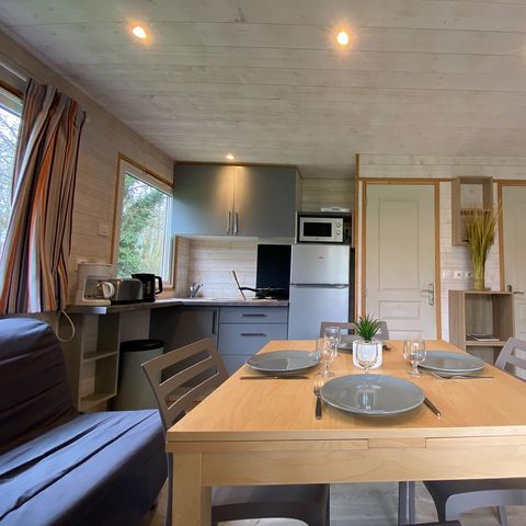 Chalet 4 personen - PREMIUM 36m² (2 kamers) met een overdekt terras van 6m²