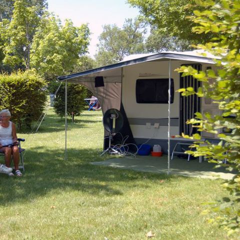 STAANPLAATS - Campings