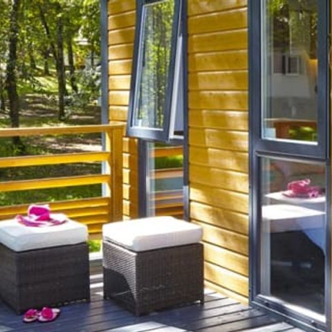 Stacaravan 6 personen - Stacaravan | Ultimate | 3 slaapkamers | 6 pers. | Verhoogd terras | Airconditioning | TV