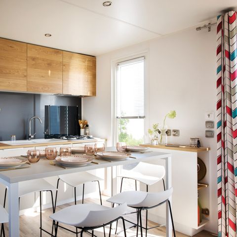 Stacaravan 8 personen - Stacaravan 32m² (3 kamers) + groot 18m² halfoverdekt terras