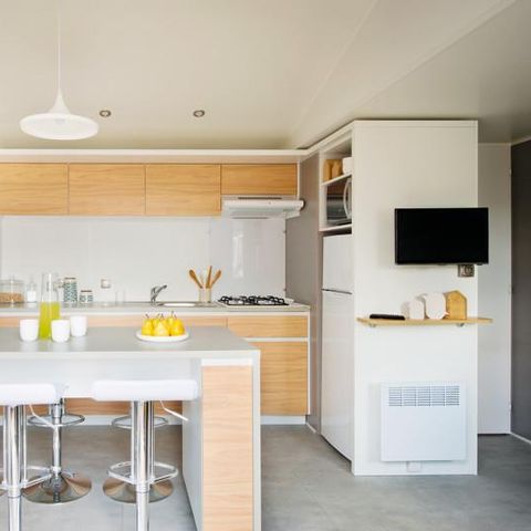 Stacaravan 16 personen - Stam 60m² (6 kamers) + groot gedeeld halfoverdekt terras