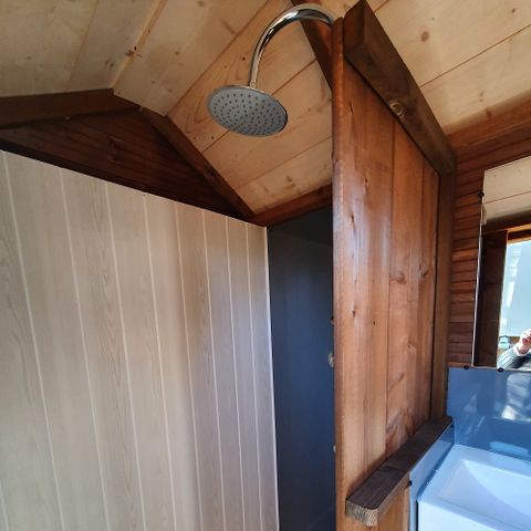 Safaritent 4 personen - Standaard ecolodge tent 20m² - 2 kamers - overdekt terras