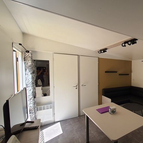 Stacaravan 4 personen - Premium 33m² - 2 kamers - overdekt terras