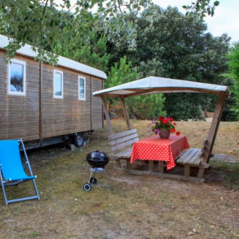 Accommodatie 4 personen - ROULOTTE - 2 SLAAPKAMERS - 2/4 PERSONEN