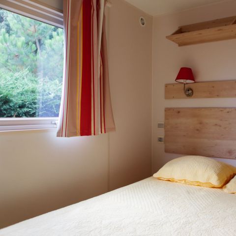 Accommodatie 4 personen - ROULOTTE - 2 SLAAPKAMERS - 2/4 PERSONEN