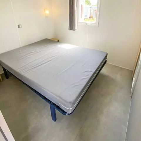 Stacaravan 6 personen - 4 Kamers 6 Personen + TV
