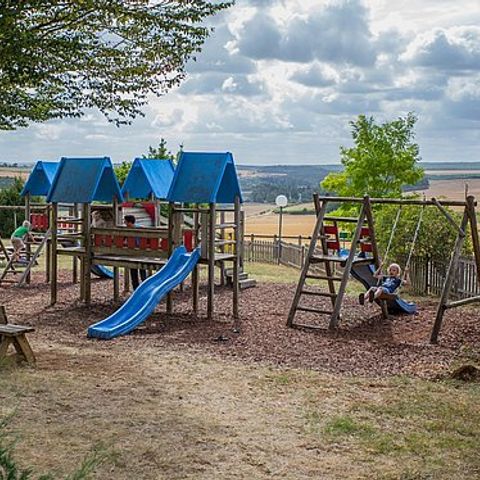 Camping Ushuaïa Villages Au Bois Joli - Yonne - Afbeelding N°5