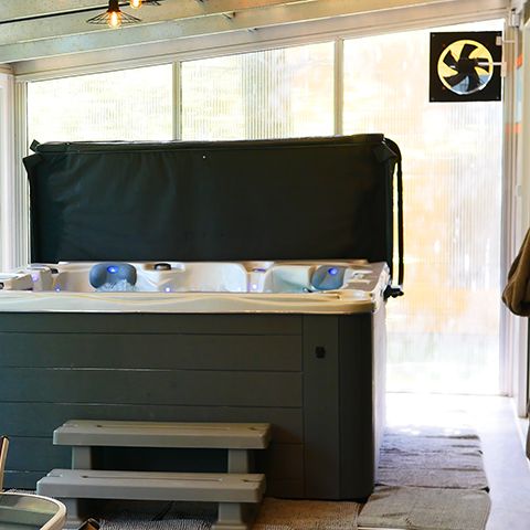 Uniek 2 personen - Spa en Sauna Container