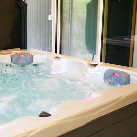 Uniek 2 personen - Spa en Sauna Container