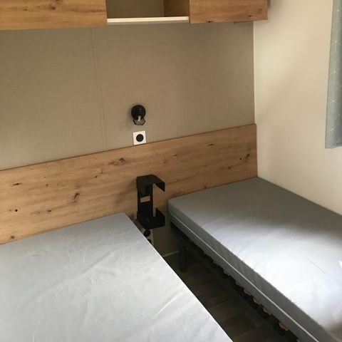 Stacaravan 4 personen - Confort 24.7 m² - 2 slaapkamers + terras