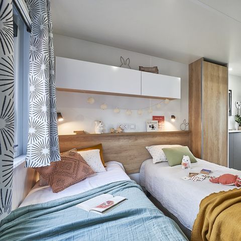 Stacaravan 4 personen - Premium 32 m² - (2 slaapkamers 2 badkamers) + terras