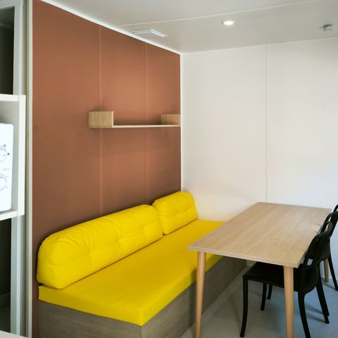 Stacaravan 2 personen - Stacaravan Confort 22m² - 1 kamer + halfoverdekt terras 12m² + TV + Air-conditioning -
