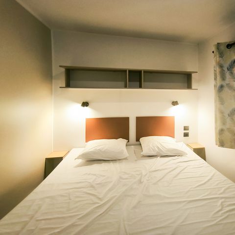 Stacaravan 2 personen - Stacaravan Confort 22m² - 1 kamer + halfoverdekt terras 12m² + TV + Air-conditioning -