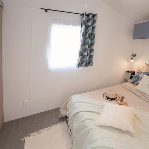 Stacaravan 4 personen - IBIZA 27m² - 2 kamers - Overdekt terras