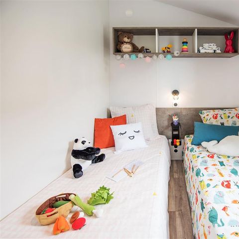 Stacaravan 4 personen - "BAHIA Confort +" 27m² - 2 kamers - Overdekt terras - Afwasmachine