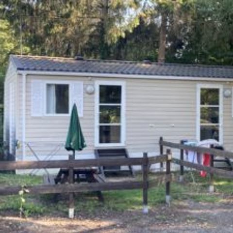 Stacaravan 1 persoon - 02-Mobil-Home Mitoyen Standard 17m2 (1bed - 1 pers.) + TV + Airconditioning - prijs voor 2 personen