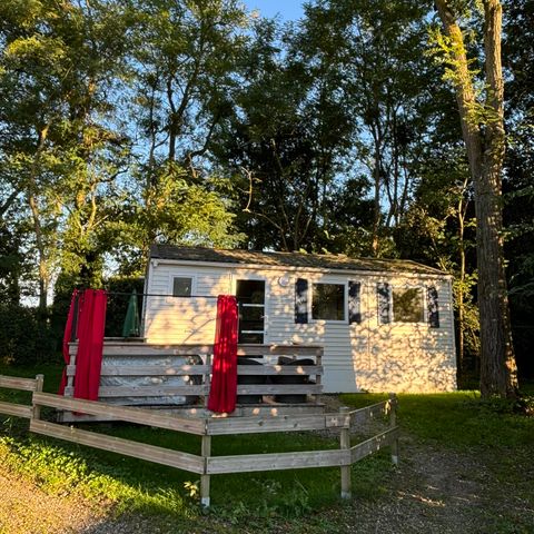 Bungalow 2 personen - 11-Bungalow Les Croisettes 30m2 (2bed - 2/6pers) + jaccuzzi + opgemaakte bedden + handdoek + drankkit - prijs voor 2 personen