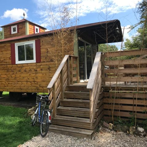 UNIEKE ACCOMMODATIE 2 personen - 18-Château Mobile 28m2 (2bed - 2/6pers.) + TV+Clim + Jaccuzzi + opgemaakte bedden + handdoeken + drankkit - prijs voor 2 personen
