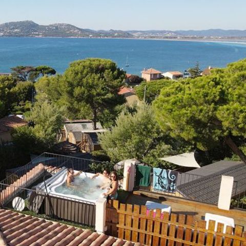 Appartement 4 personen - Flat Bellevue - Uitzicht op zee - Privé Jacuzzi - Airconditioning en TV