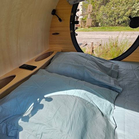 tent 2 personen - Gezellig leven. 1 tweepersoonsbed in een ei!