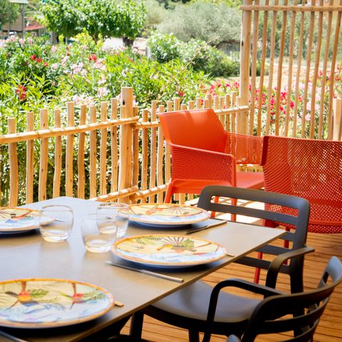 Stacaravan 6 personen - TROPISCHE TOSCANA - 35m² - 2 Slaapkamers