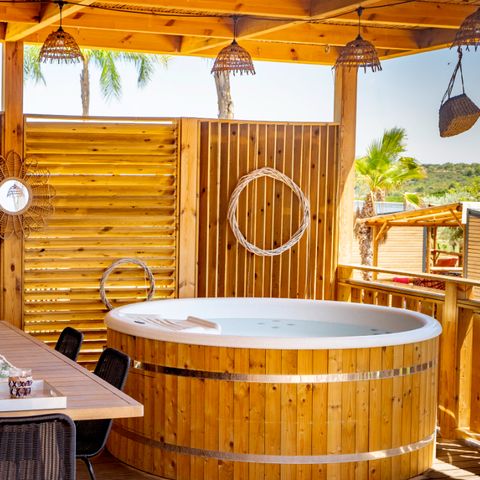 Stacaravan 6 personen - TROPISCHE TOSCANA VIP - 40m² - 3 Slaapkamers - 2 Badkamers